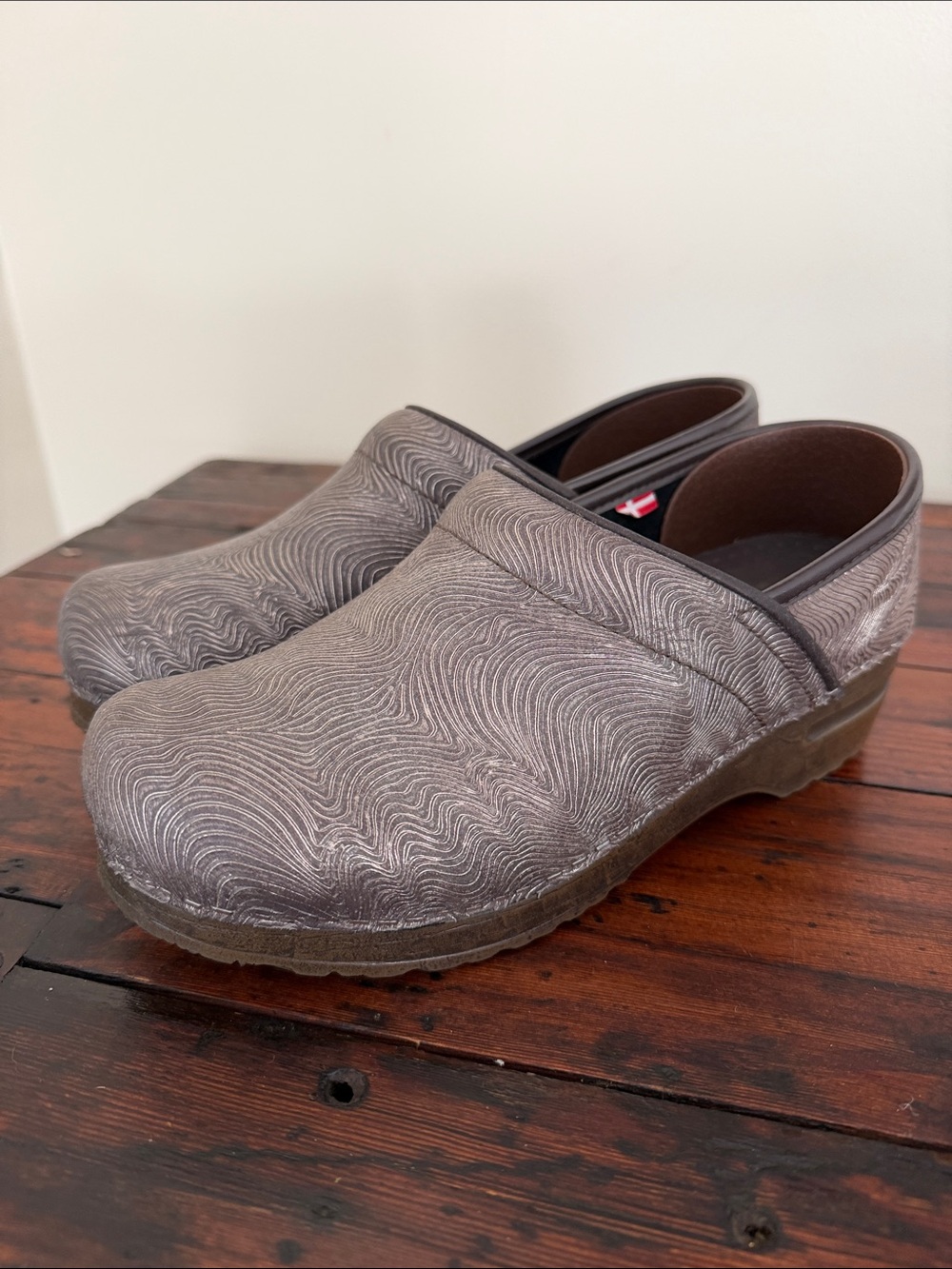 Sanita Brown Slip-On Clogs with Textured Soles.  Size 39.